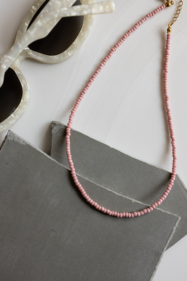 κολιε-ροζ-πετρες