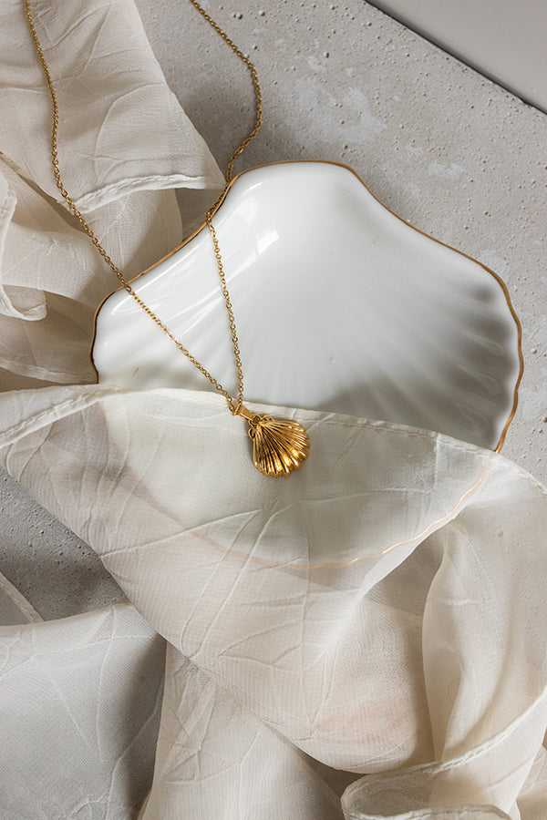 κολιε-κοχυλι-ατσαλι